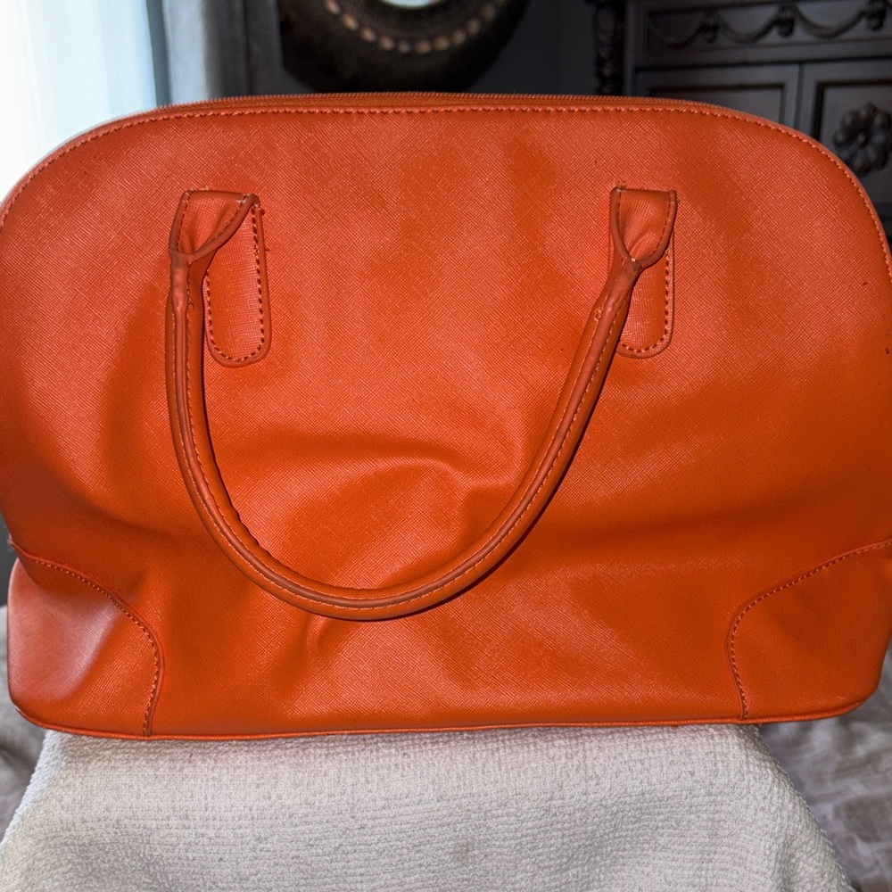 Kenneth Cole Reaction Bold Orange Satchel - Picture 4 of 9